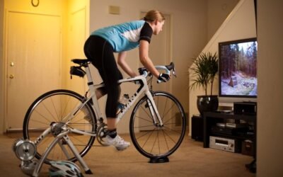 Entrenamiento en Rodillo: Sacando el Máximo Partido a tu Sesión de Ciclismo Indoor